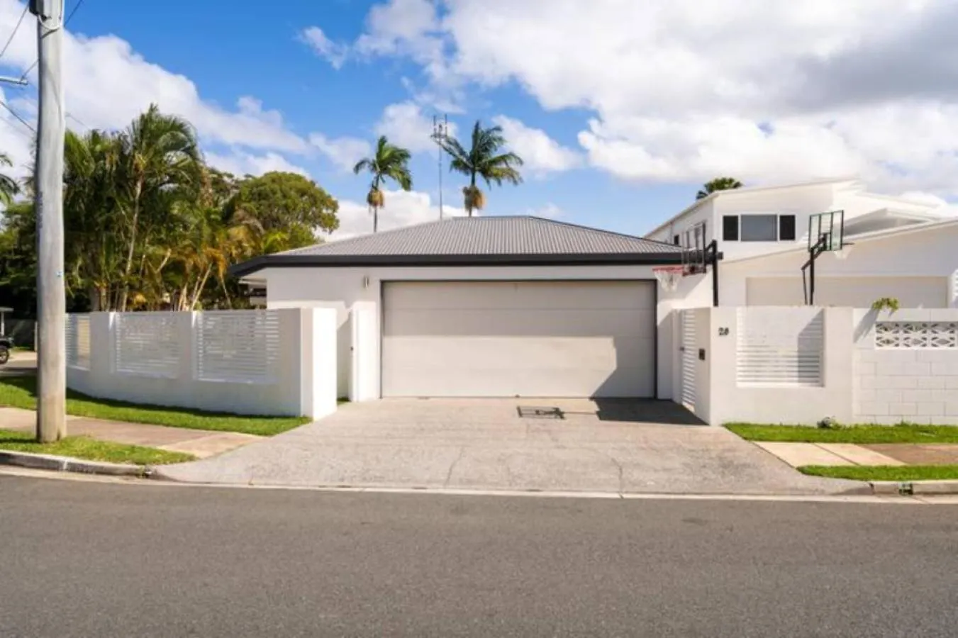 600M To Beach, Family Entertainer, Aircon, Pool & Pizza Oven Maroochydore Tatil Evi