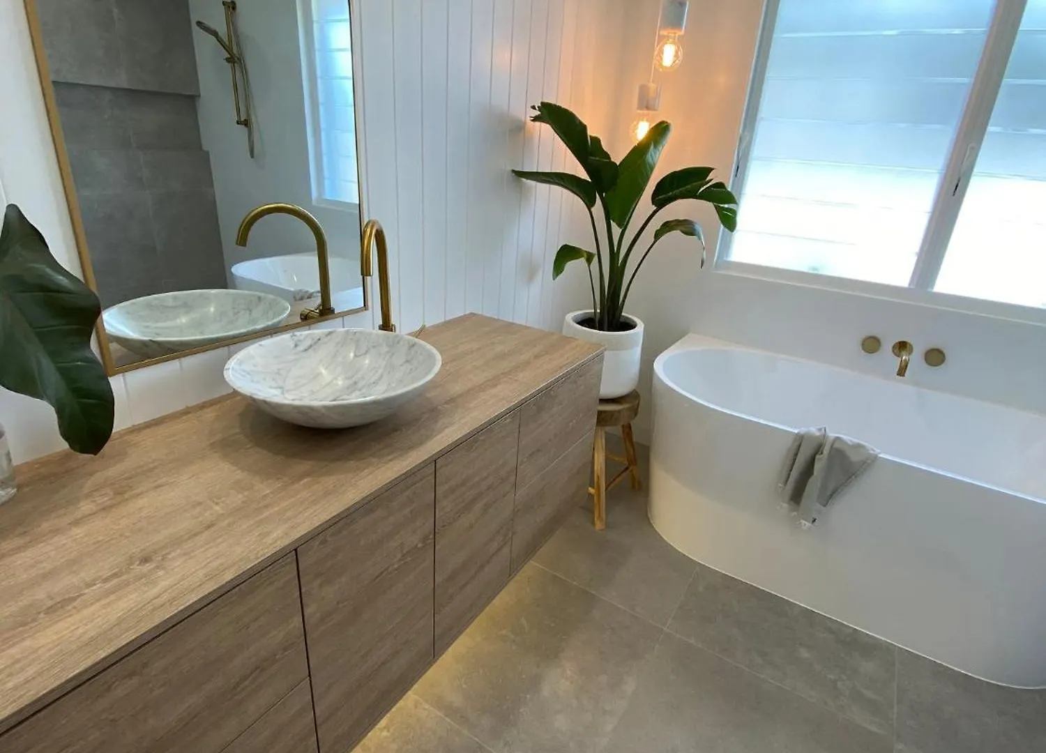 600M To Beach, Family Entertainer, Aircon, Pool & Pizza Oven Maroochydore Tatil Evi