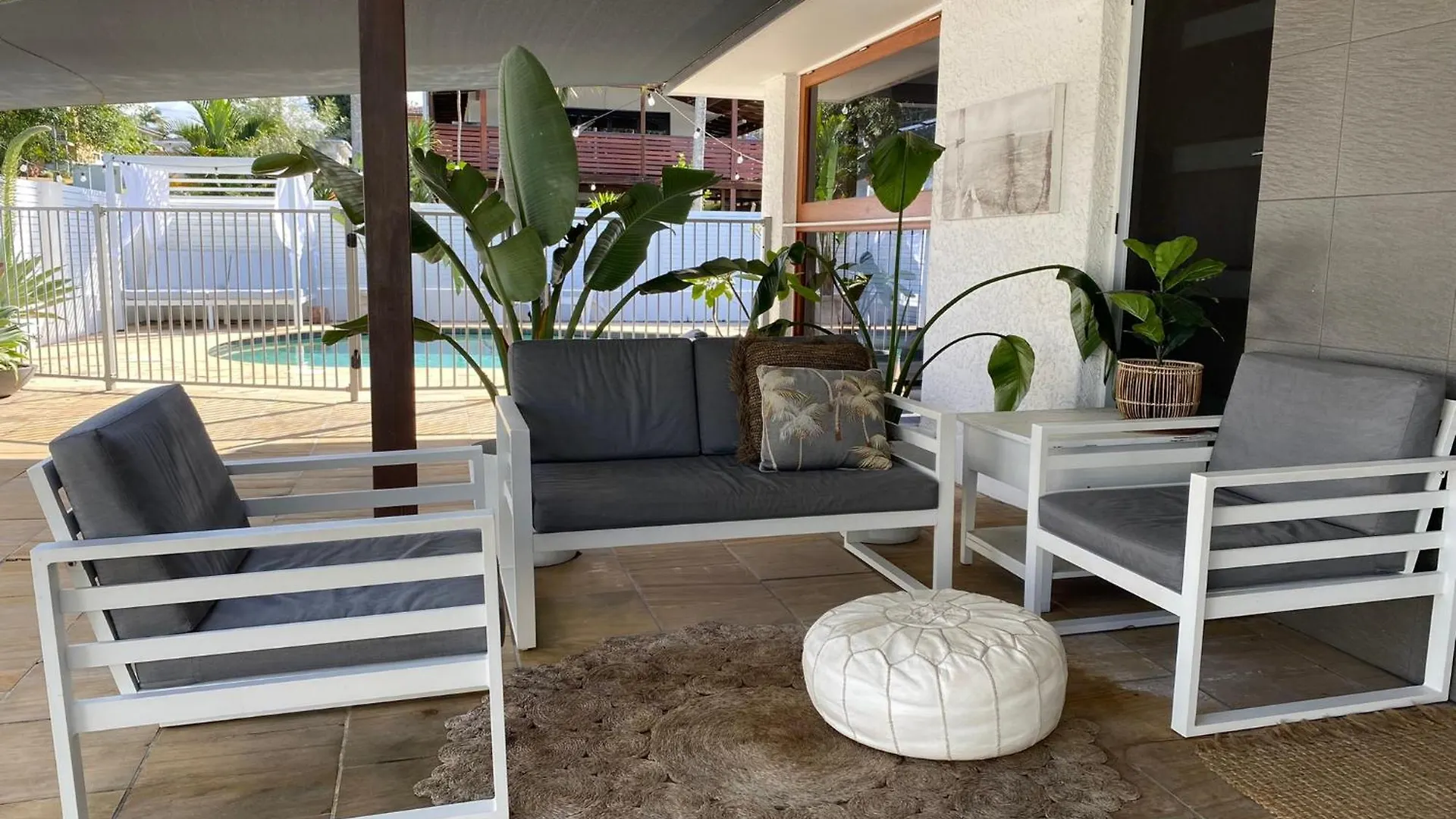 Tatil Evi 600M To Beach, Family Entertainer, Aircon, Pool & Pizza Oven Maroochydore
