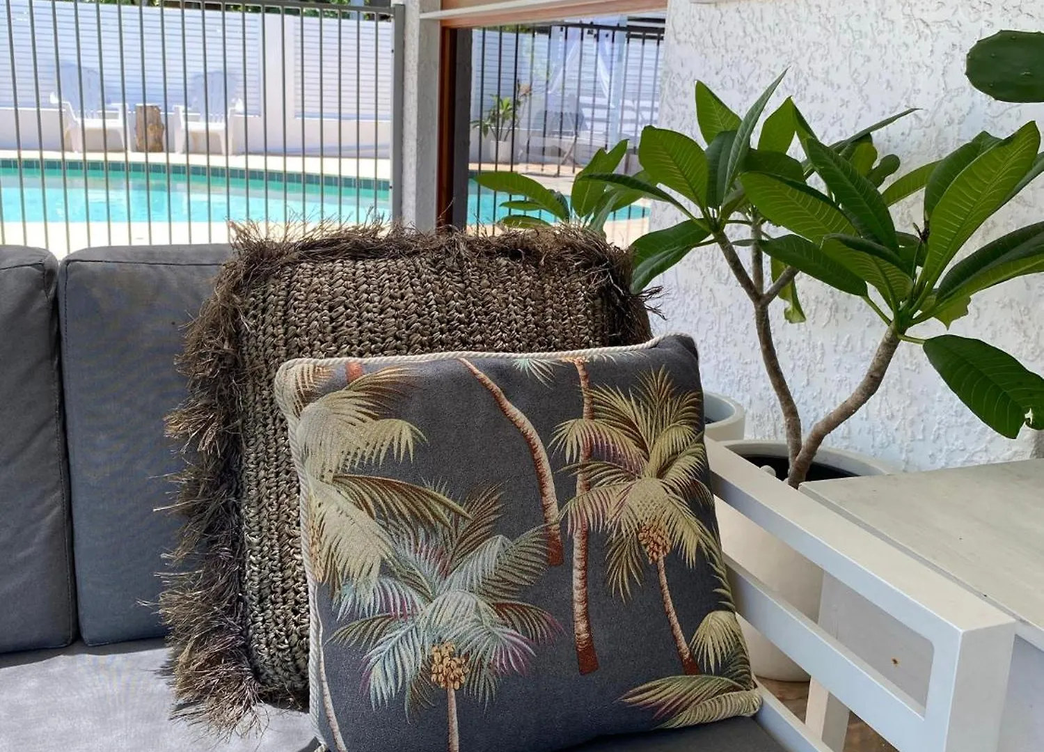 600M To Beach, Family Entertainer, Aircon, Pool & Pizza Oven Maroochydore